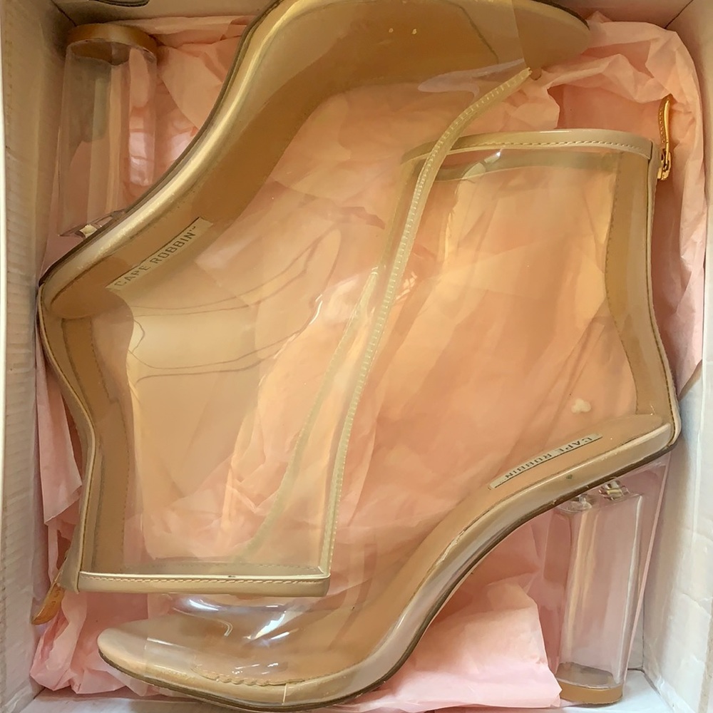 Cape Robbin Benny pvc clear booties 8.5